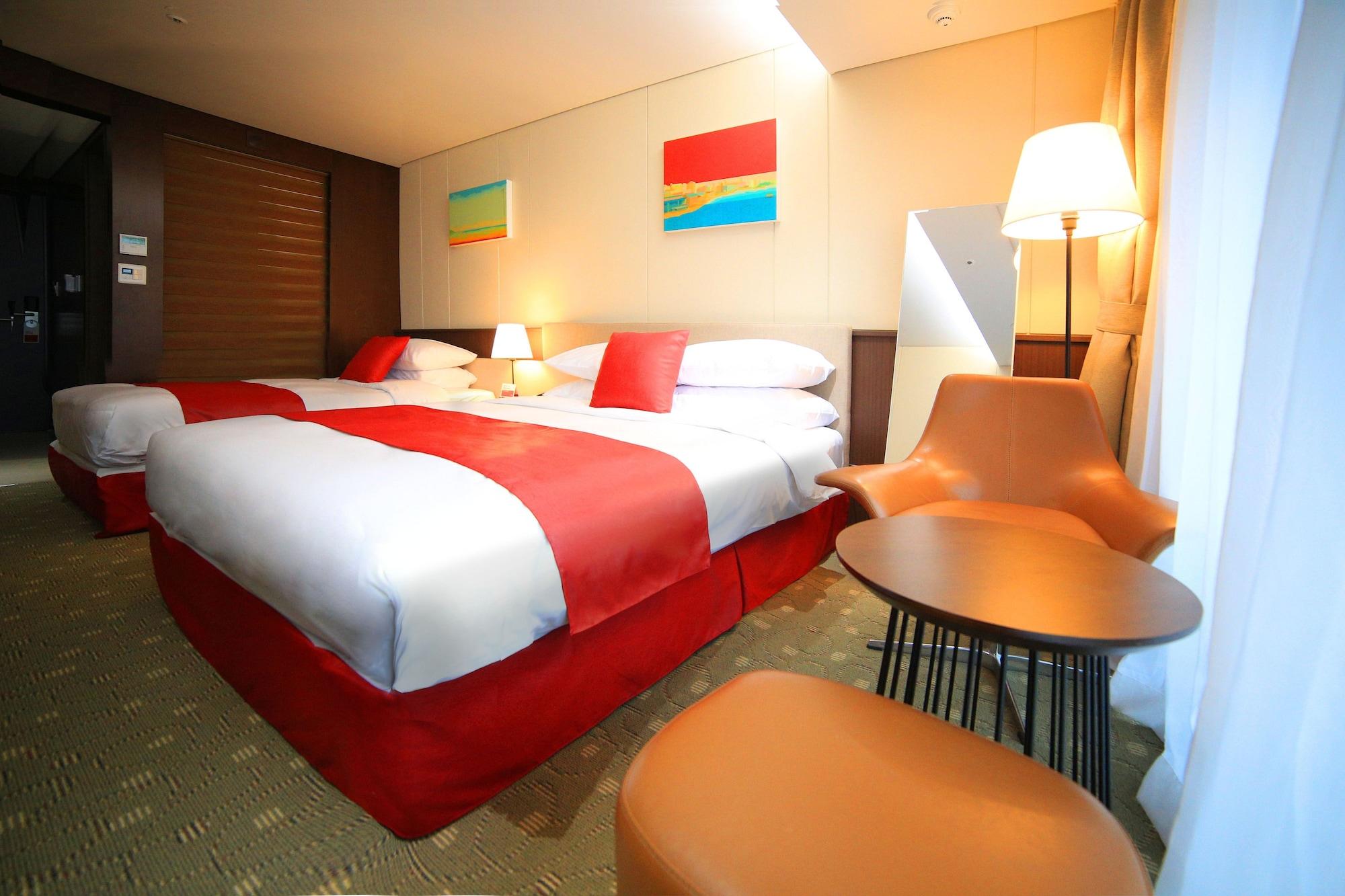 فندق Ramada By Wyndham Jeju Hamdeok المظهر الخارجي الصورة