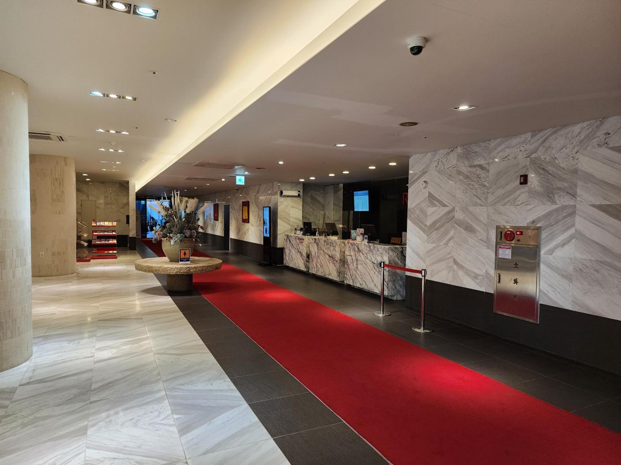 فندق Ramada By Wyndham Jeju Hamdeok المظهر الخارجي الصورة