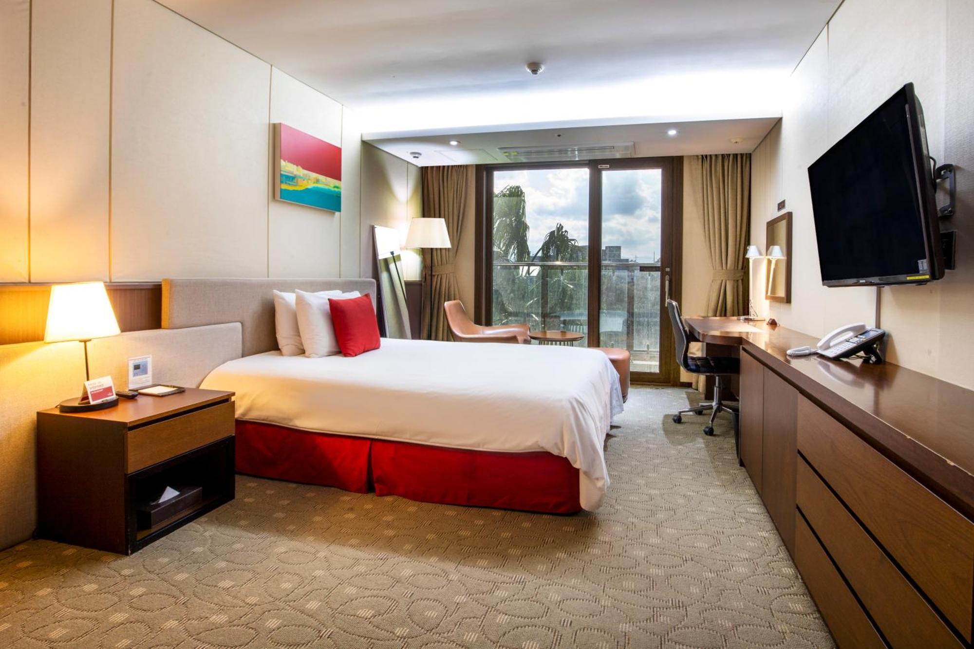 فندق Ramada By Wyndham Jeju Hamdeok المظهر الخارجي الصورة