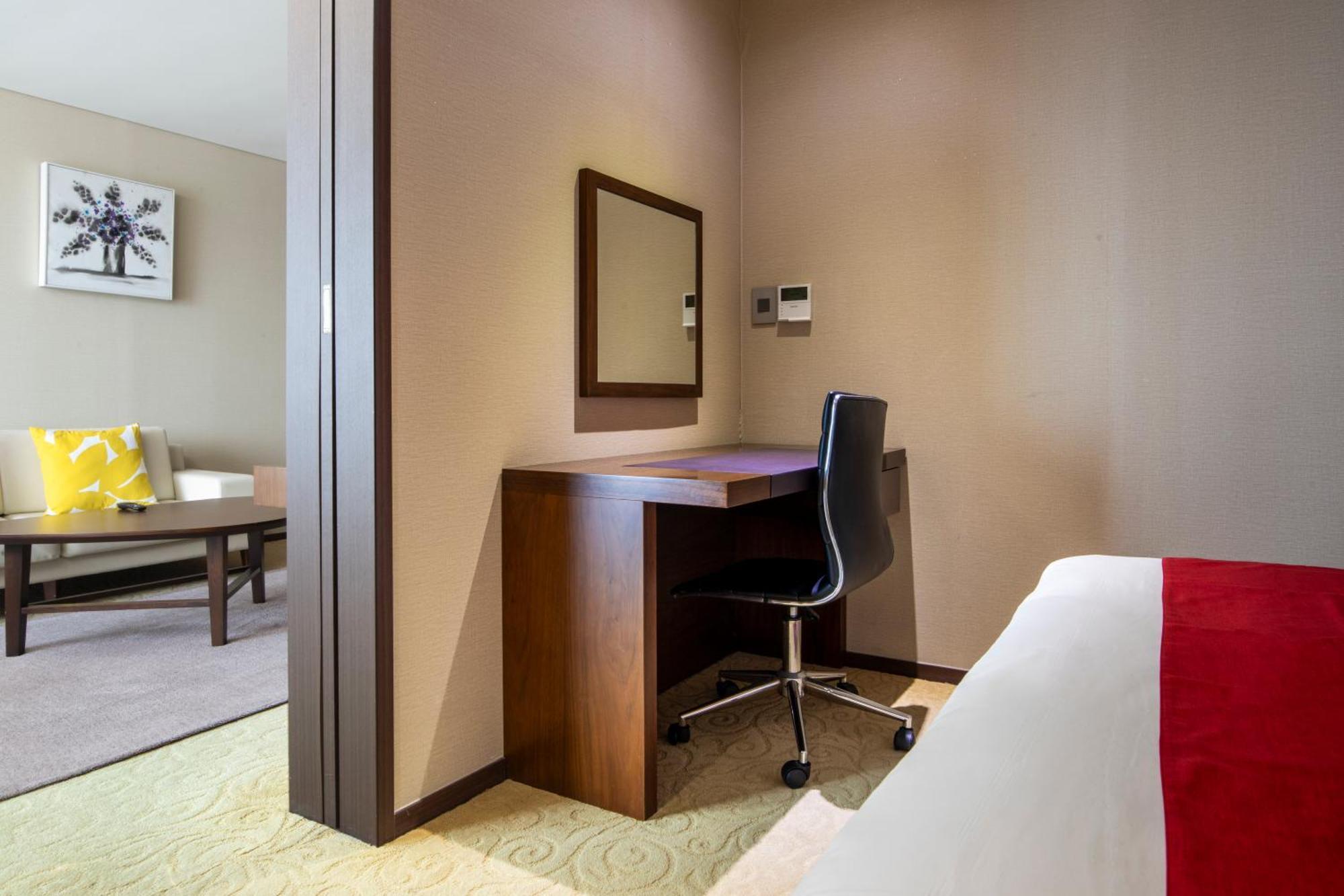 فندق Ramada By Wyndham Jeju Hamdeok المظهر الخارجي الصورة