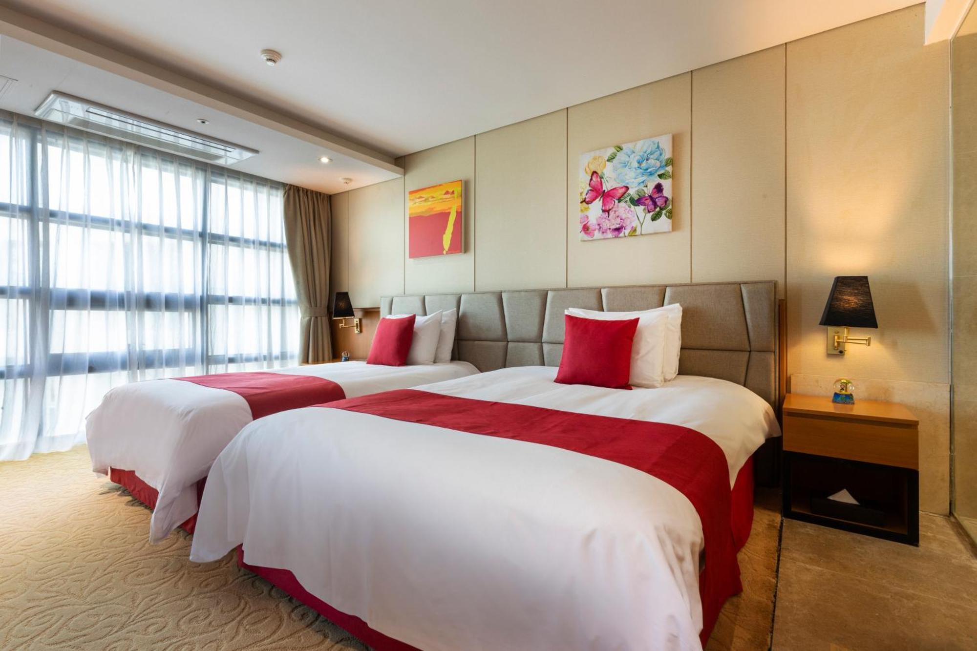فندق Ramada By Wyndham Jeju Hamdeok المظهر الخارجي الصورة